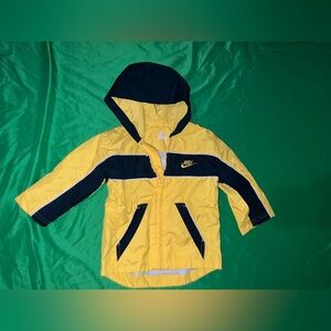 Nike Kids Yellow and Black Windbreaker Jacket size 2T-Flaw